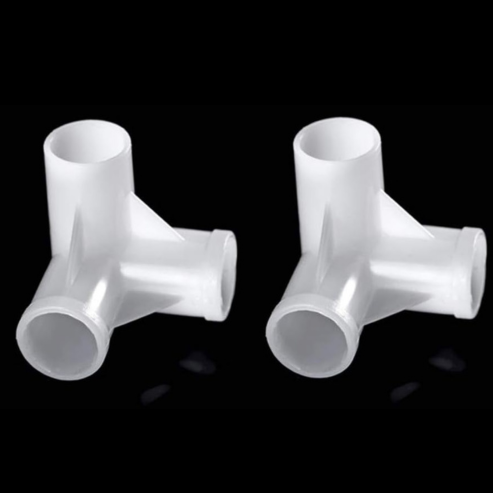 Deux raccords blancs pour assembler la structure de l’étagère à chaussures.